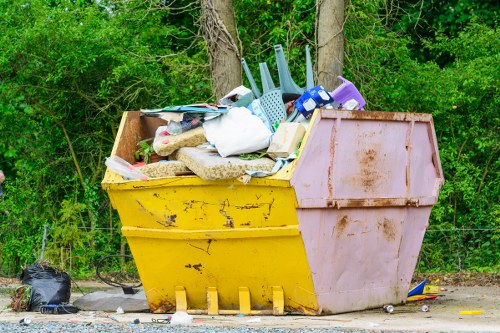 Commercial skip placement in Highbury